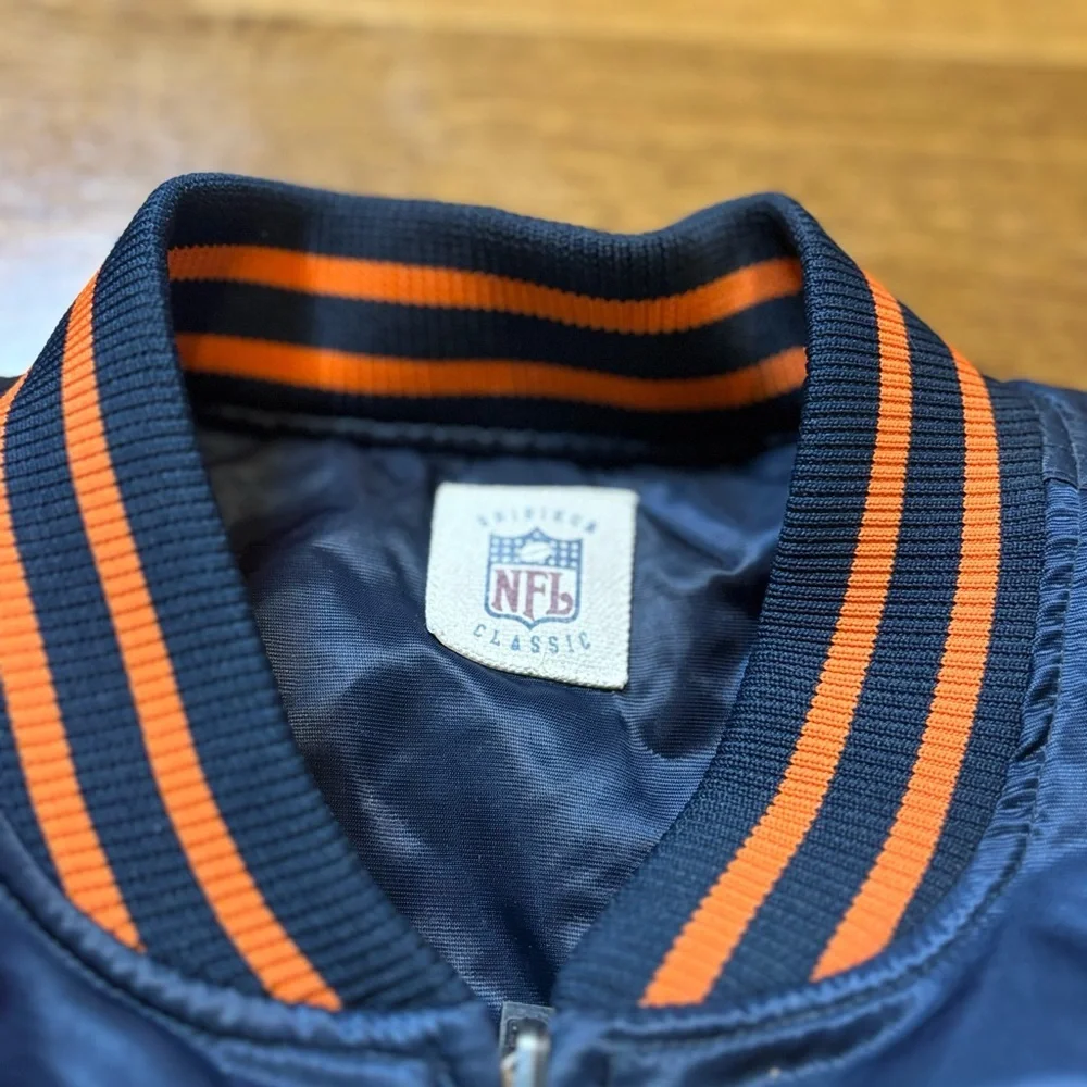 Vintage NFL Chicago Bears Reversible Satin Jacket – Reebok (Men’s L)